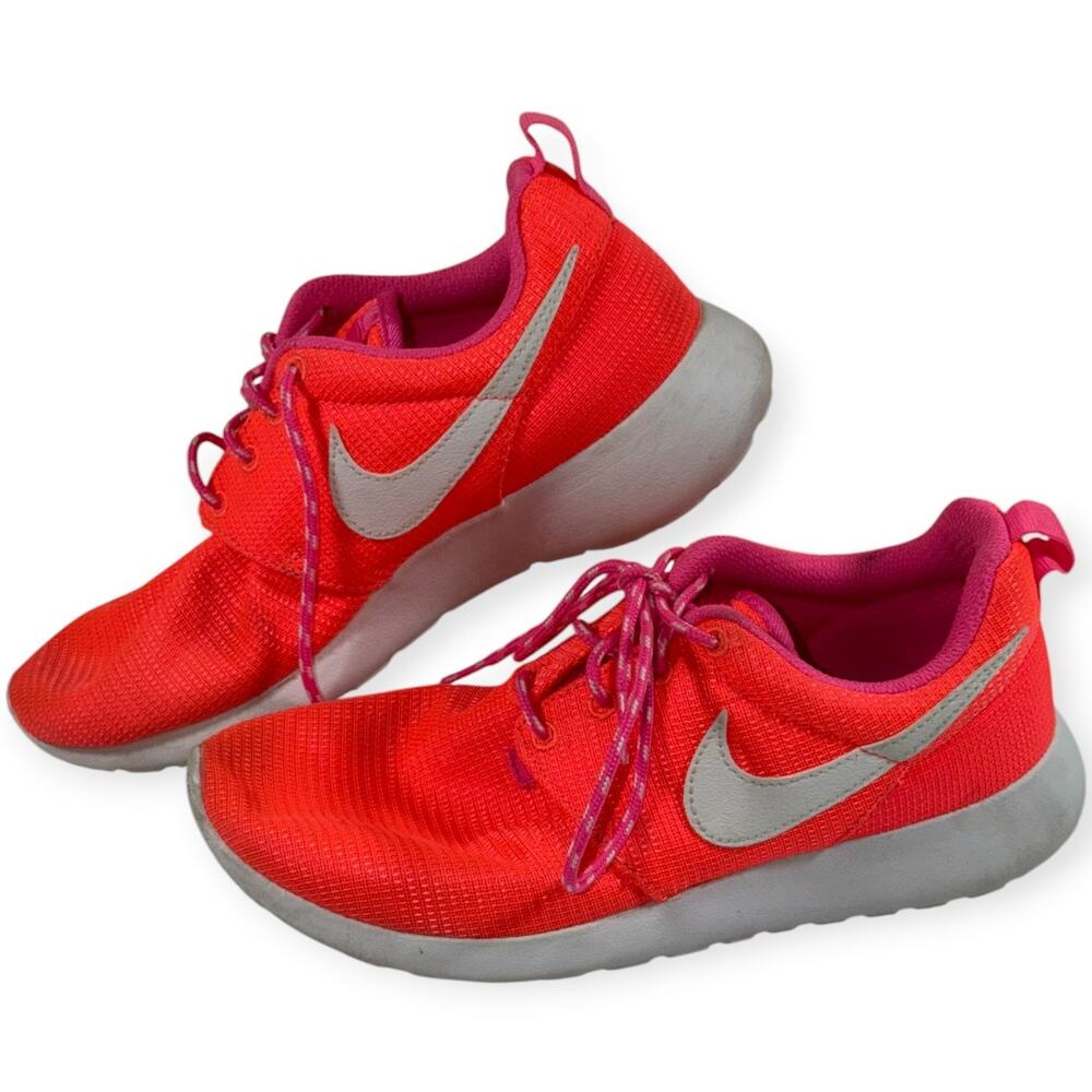 Nike RosheRun Running Shoes, Lava Glow/White, Youth 6Y
